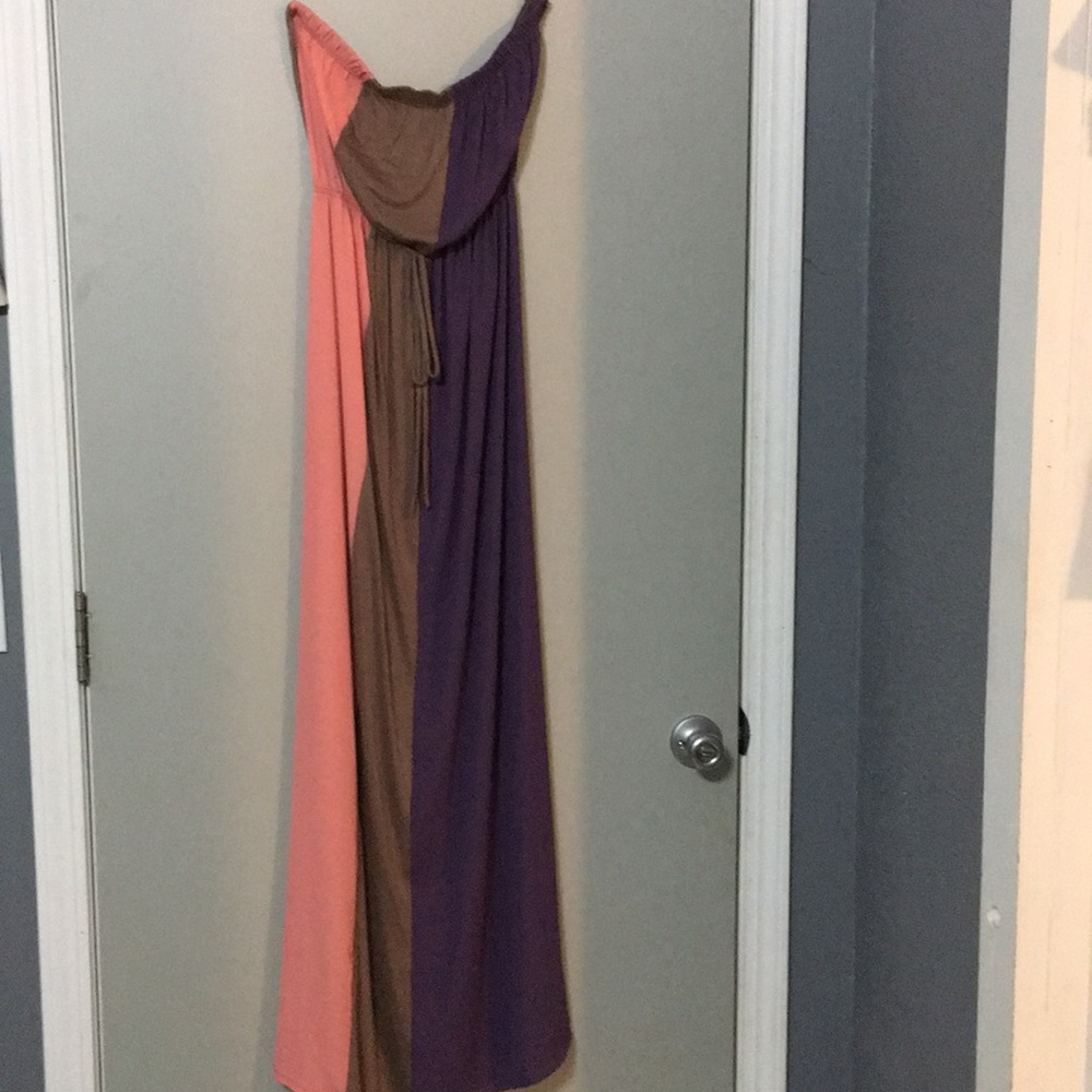 Multi color maxi dresss!